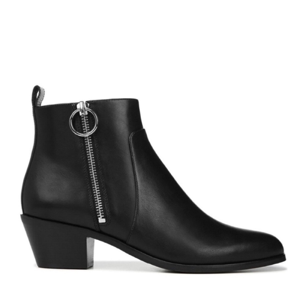 Via Spiga Shoes Cayla Black Leather Low Heel Zipper Ankle Boots New size 8.5 - Picture 2 of 13